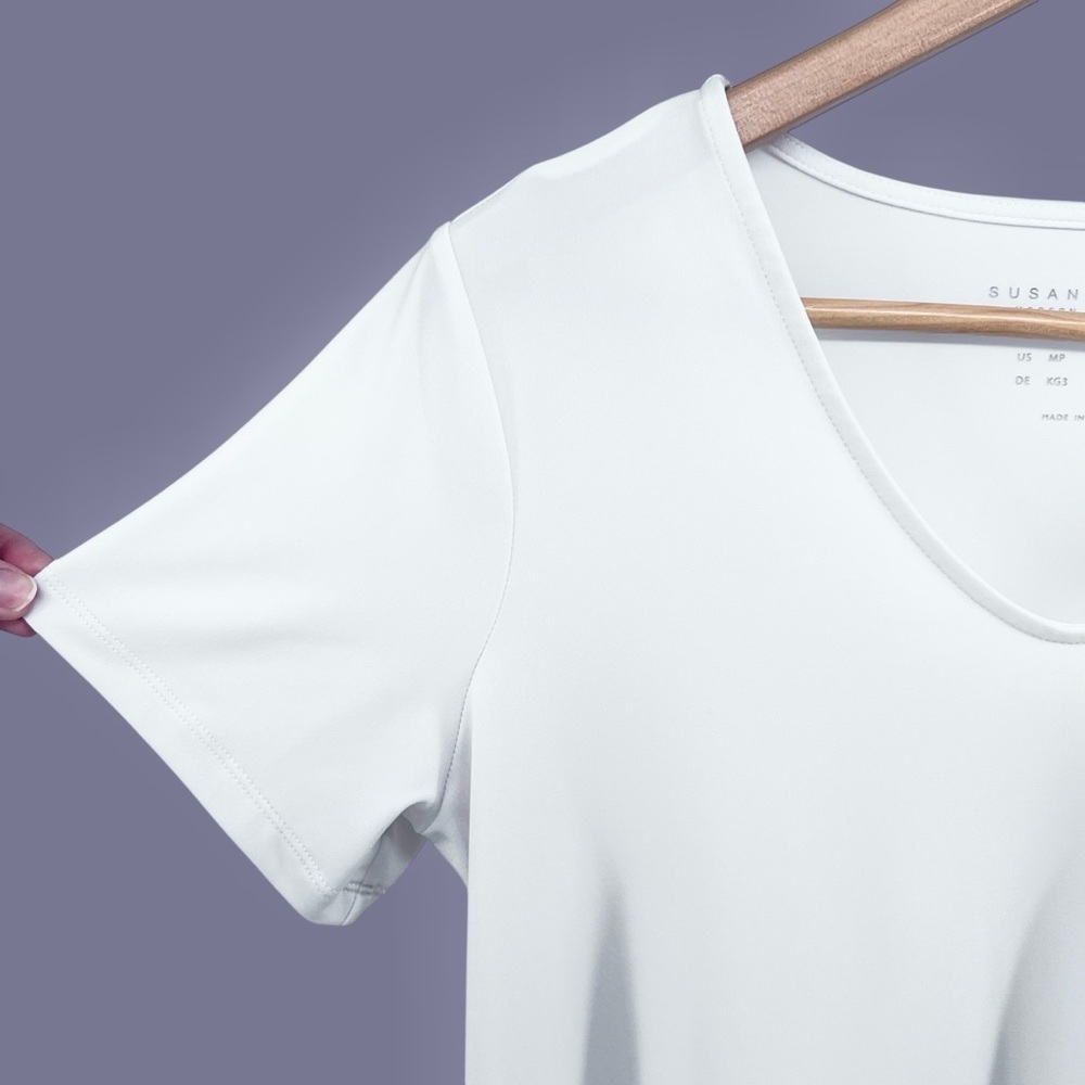 Susan Graver Modern Essentials Liquid Knit Top Sz MP White V Neck Short Sleeve - Picture 8 of 14